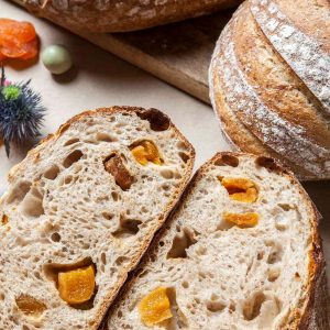 Chleb złoty graham bawarski z morelą